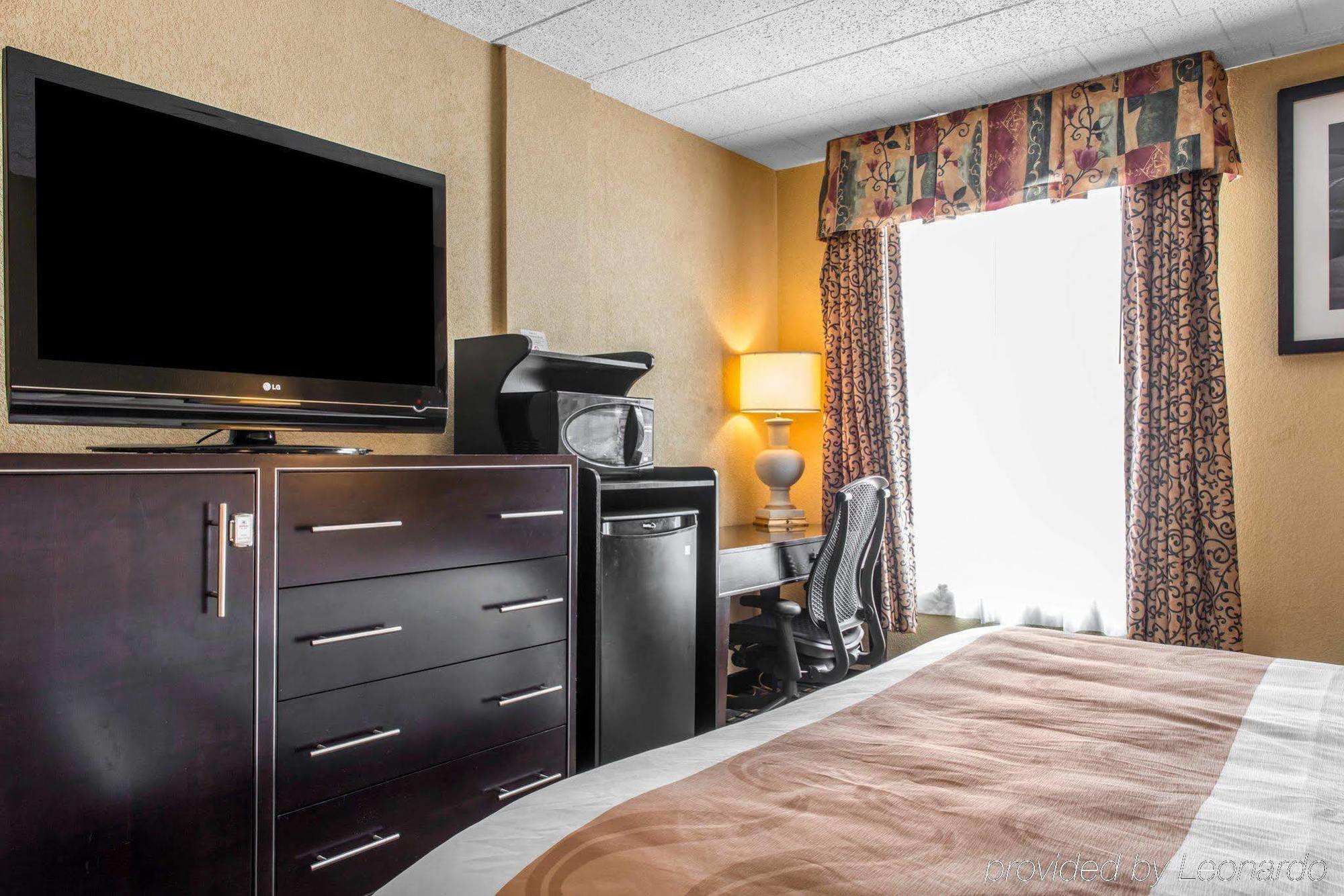 Quality Inn New Kensington Exterior foto